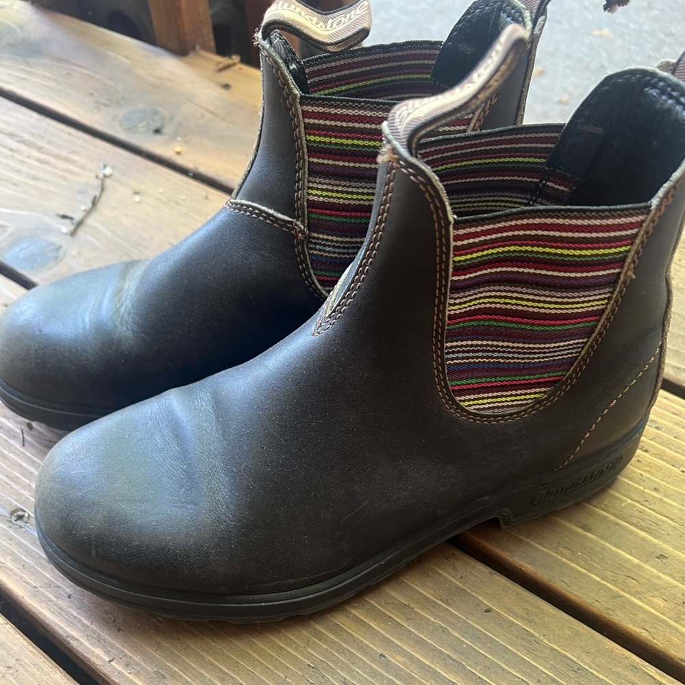 Blundstones